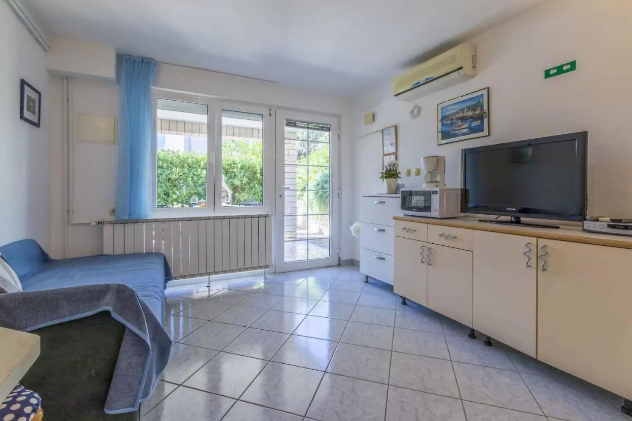 One-Bedroom Apartment In Crikvenica XVII Dramalj